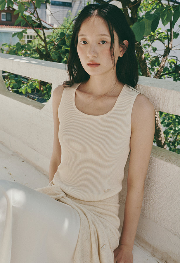 Flow Square Neck Sleeveless Knit