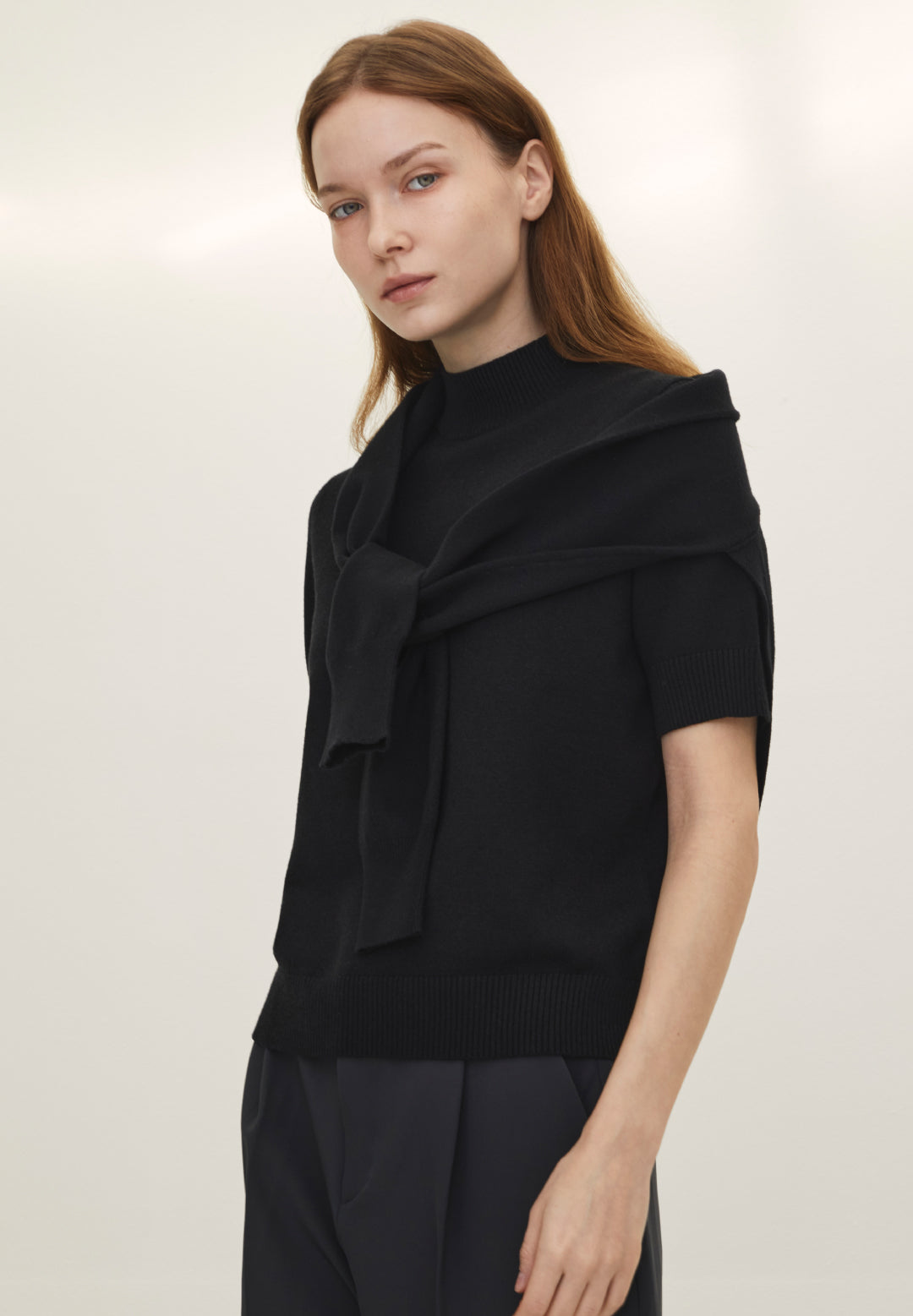 Basic cashmere-blend shawl / BLACK