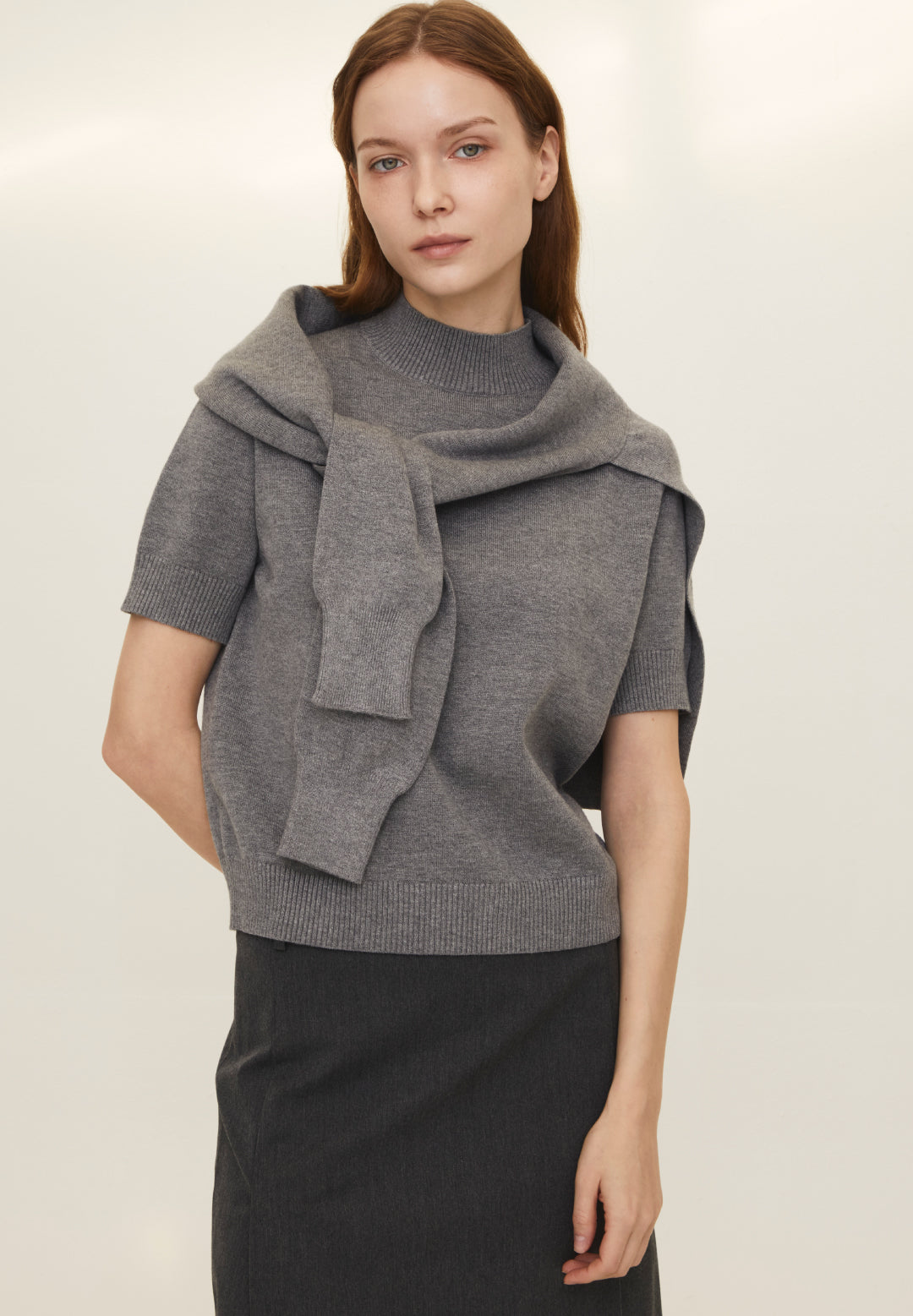 Basic cashmere-blend shawl / BLACK