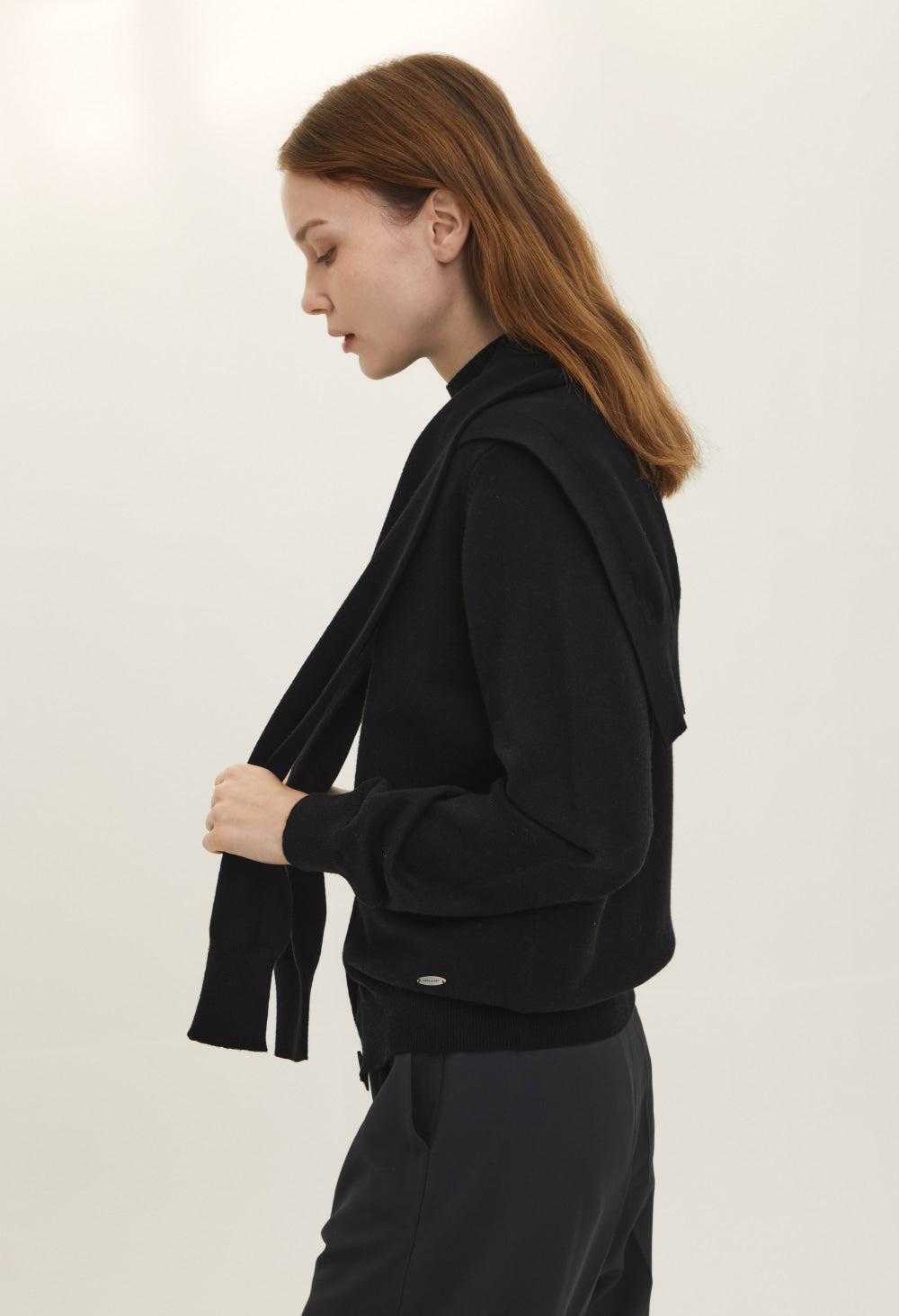 Basic cashmere-blend shawl / BLACK