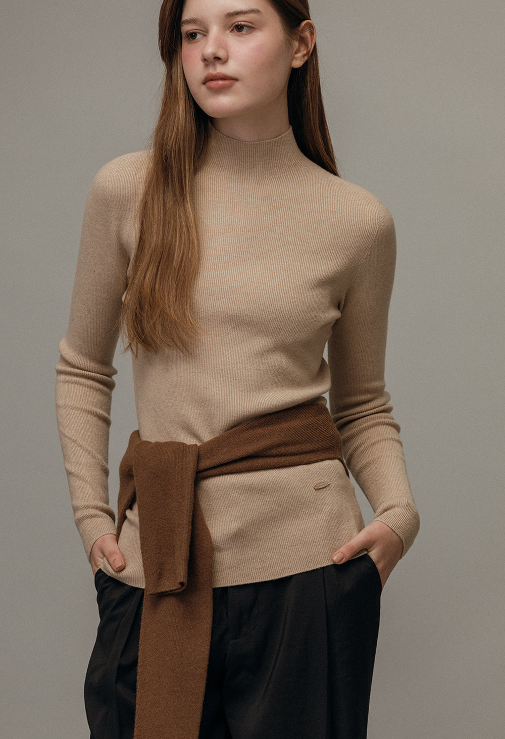 Poyette basic slim half neck knit