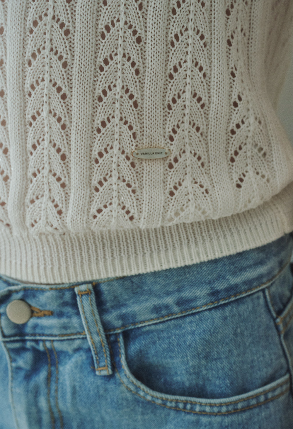 Tropical cable sleeveless knit