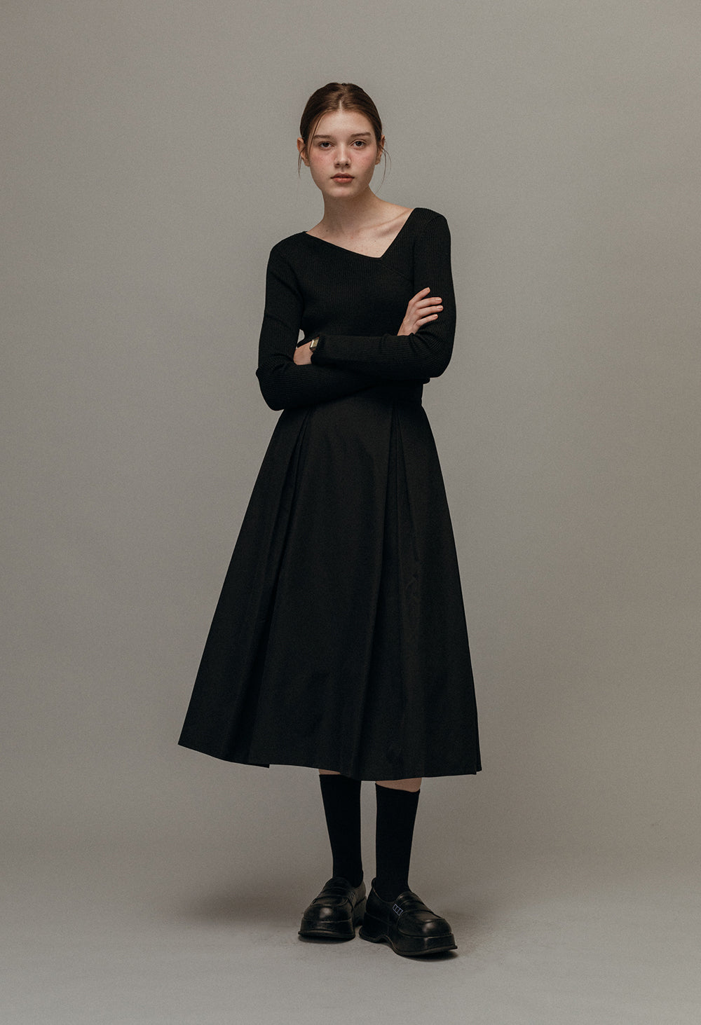 Charming slim wool cut out knit