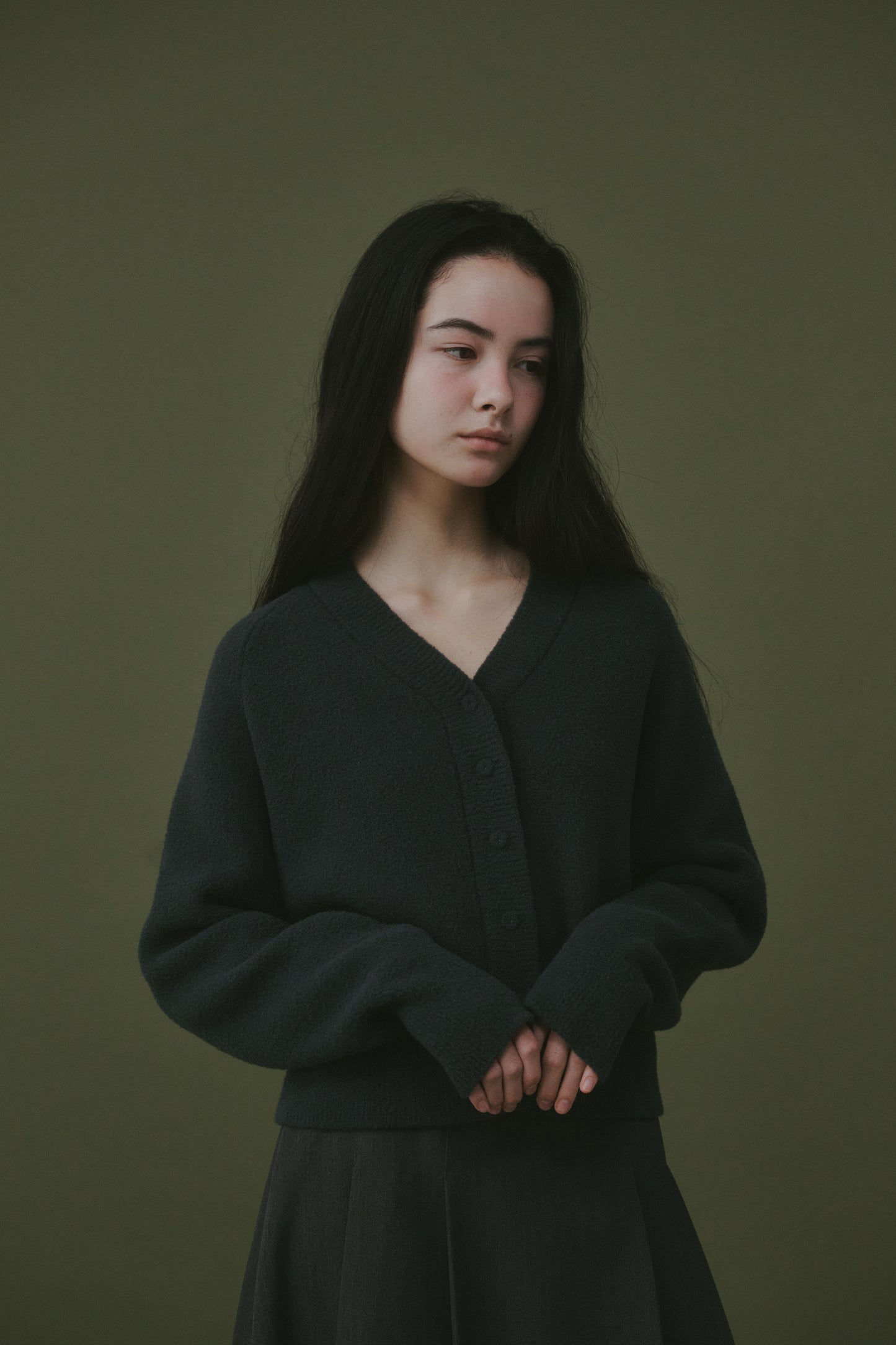 Cloud Buckle V-Neck Cardigan