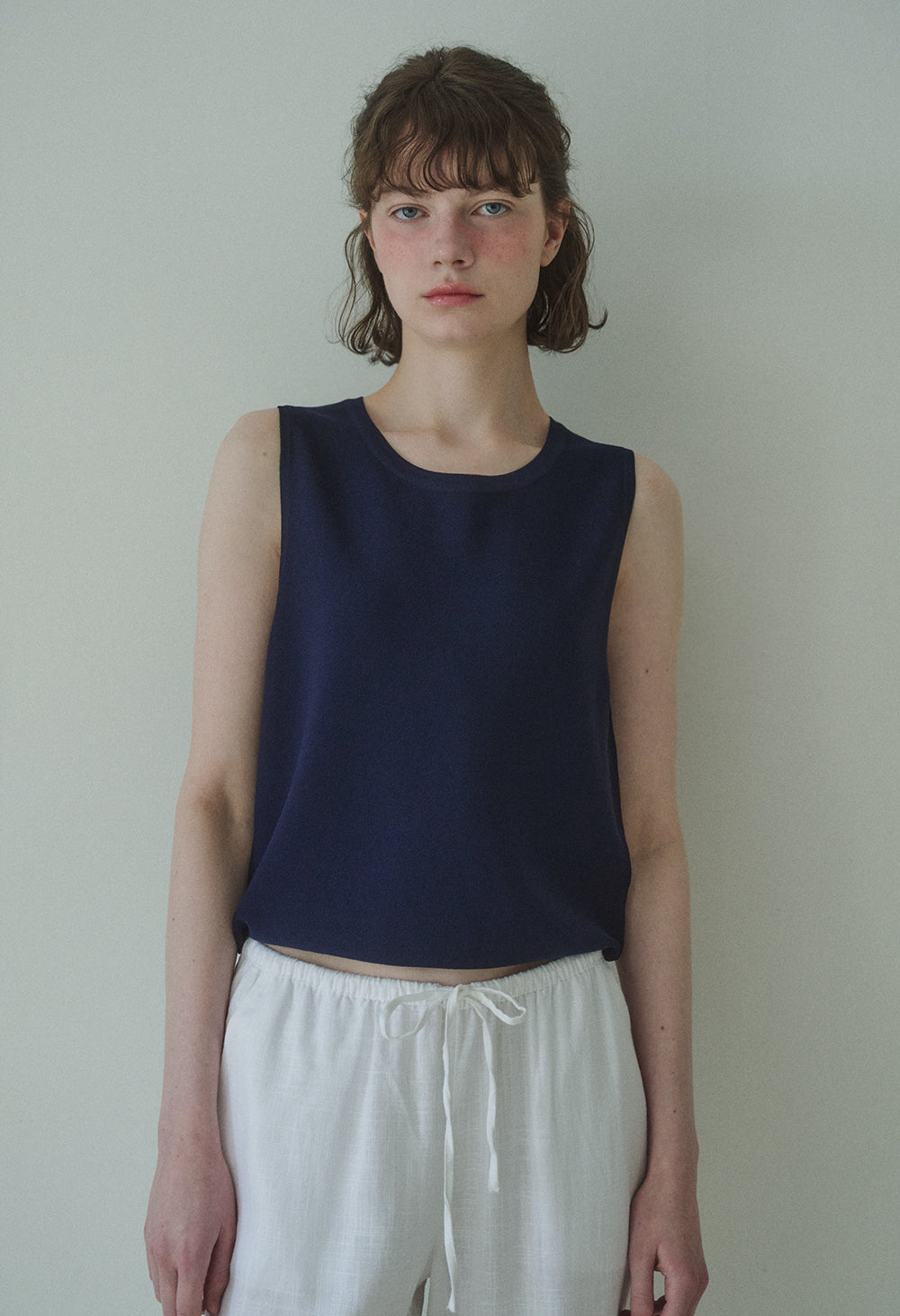 Summer silky basic sleeveless knit