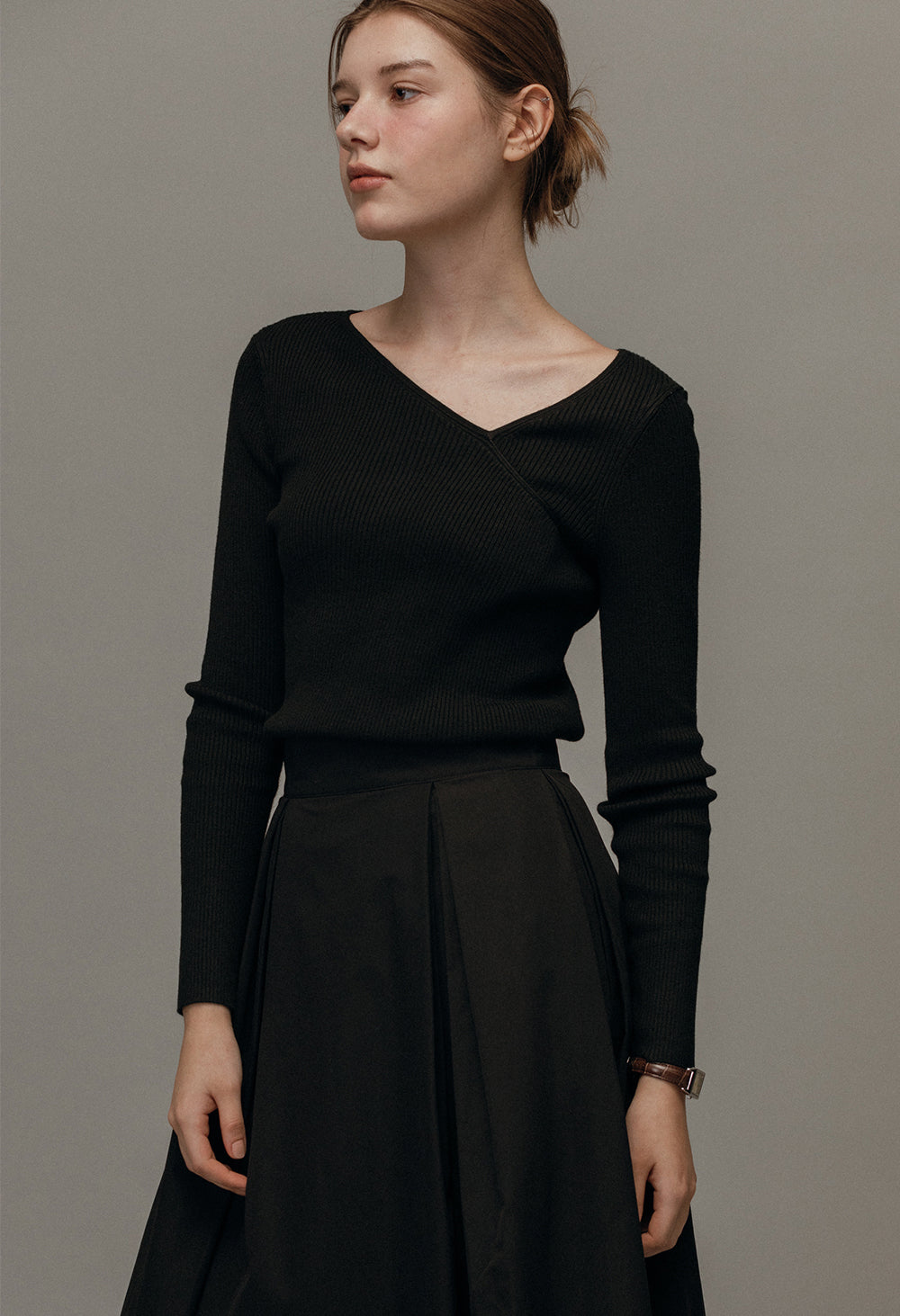 Charming slim wool cut out knit