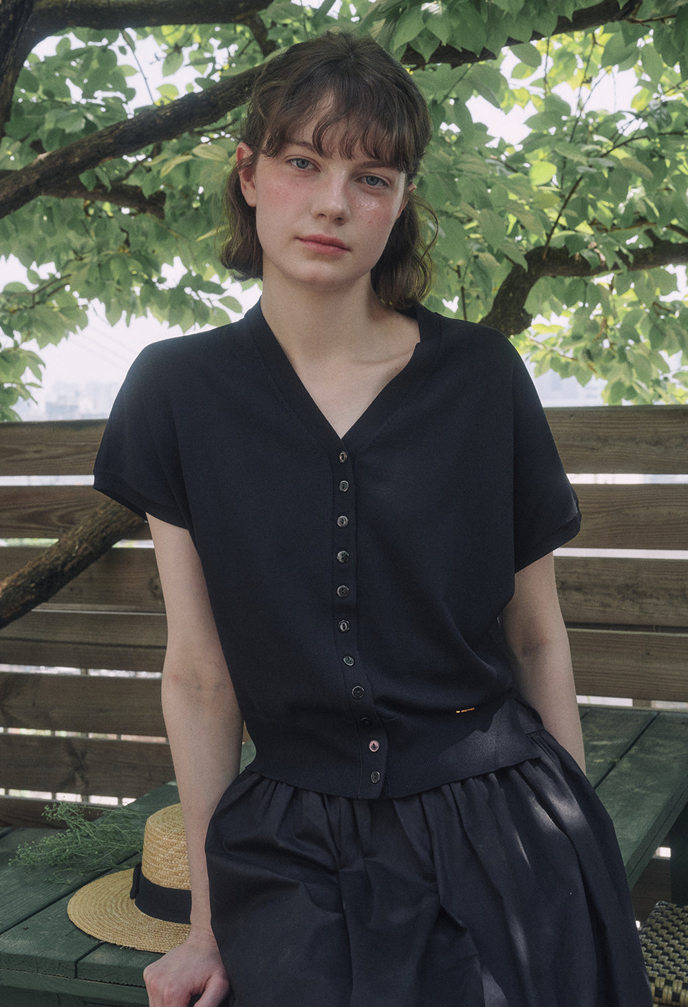 Iced linen v-neck sleeve knit