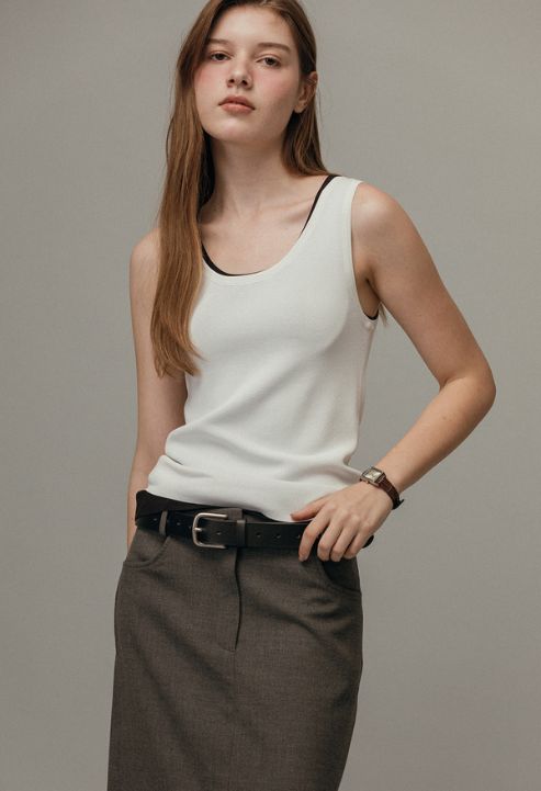 Seasons basic sleeveless knit