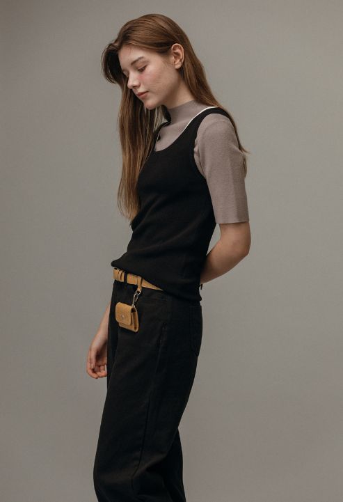 Seasons basic sleeveless knit