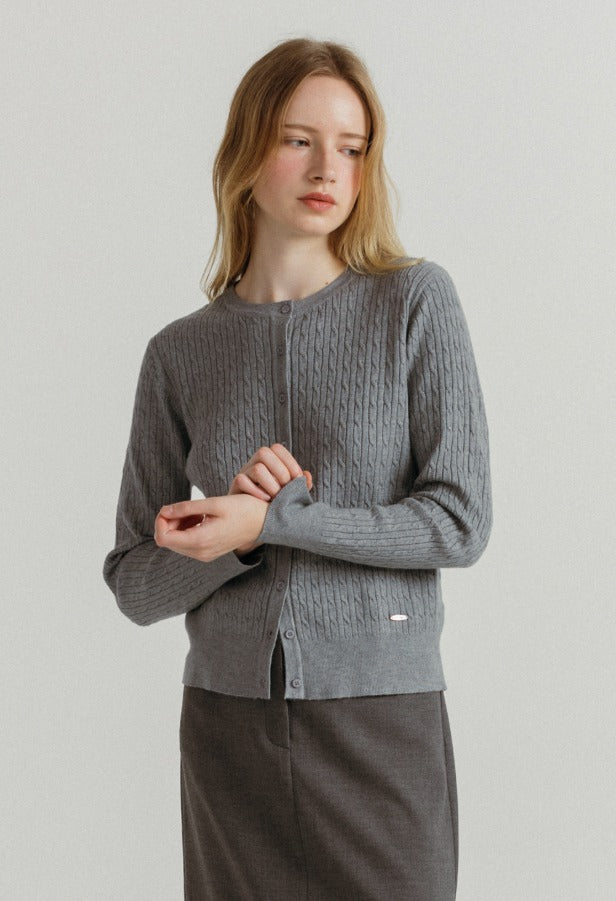 Classic Cable Round Knit Cardigan