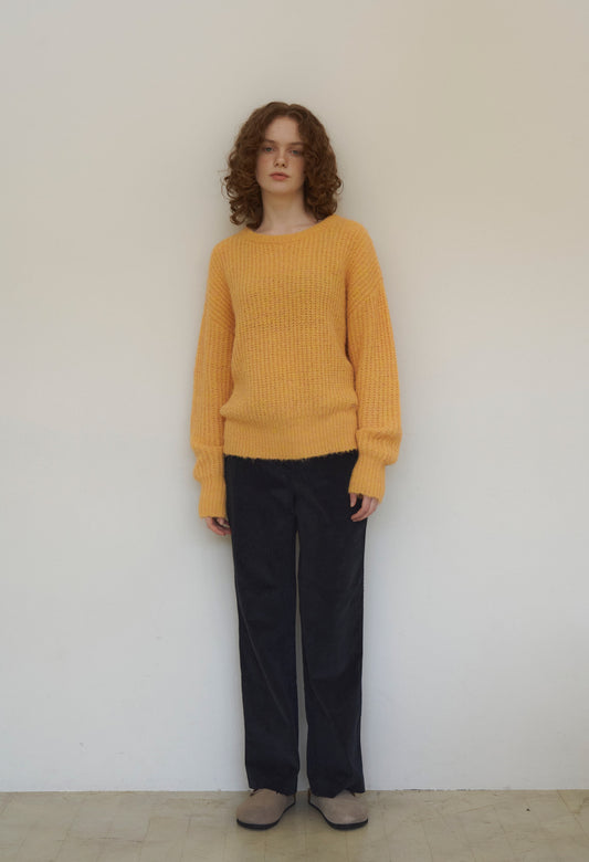Touched loose fit wool knit