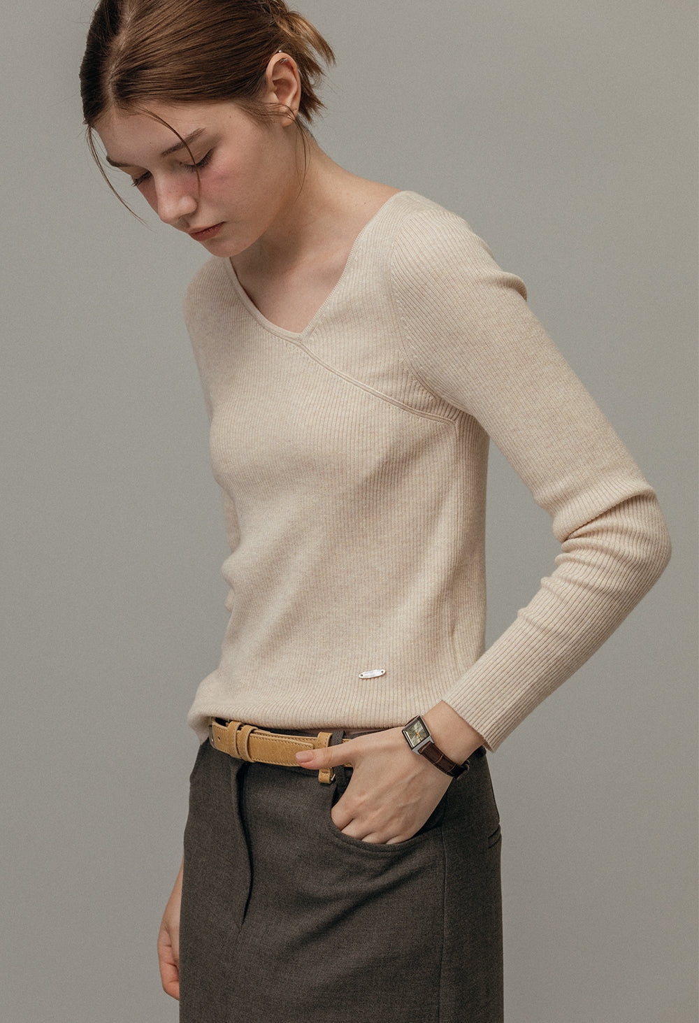 Charming slim wool cut out knit