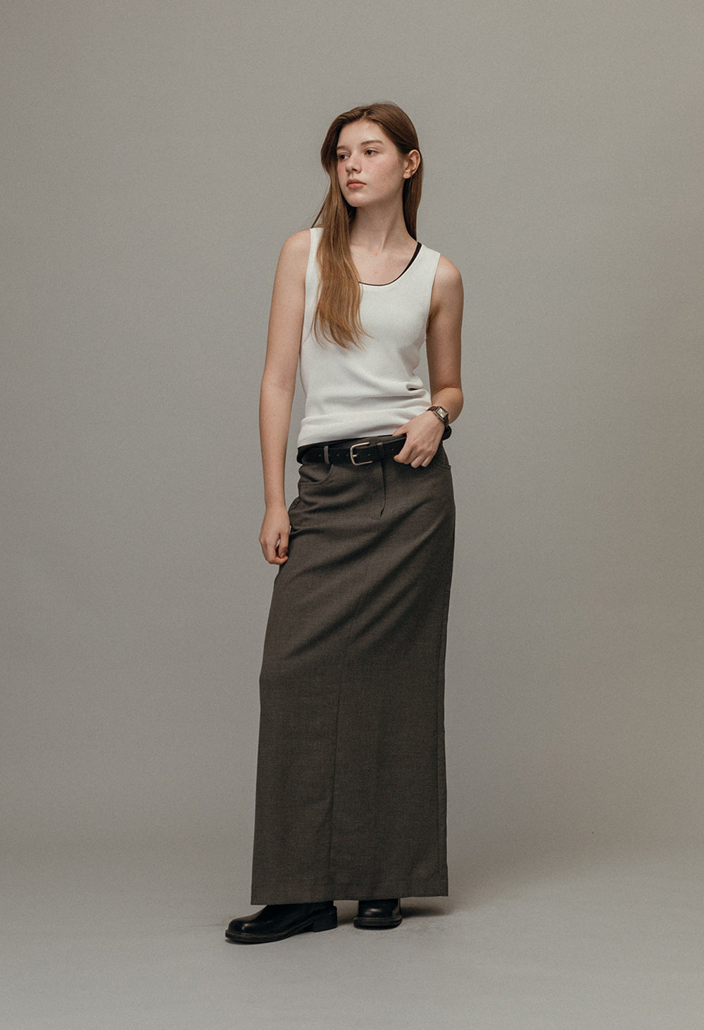 Seasons basic sleeveless knit