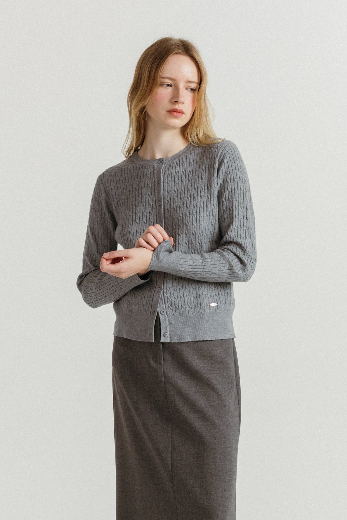 Classic Cable Round Knit Cardigan