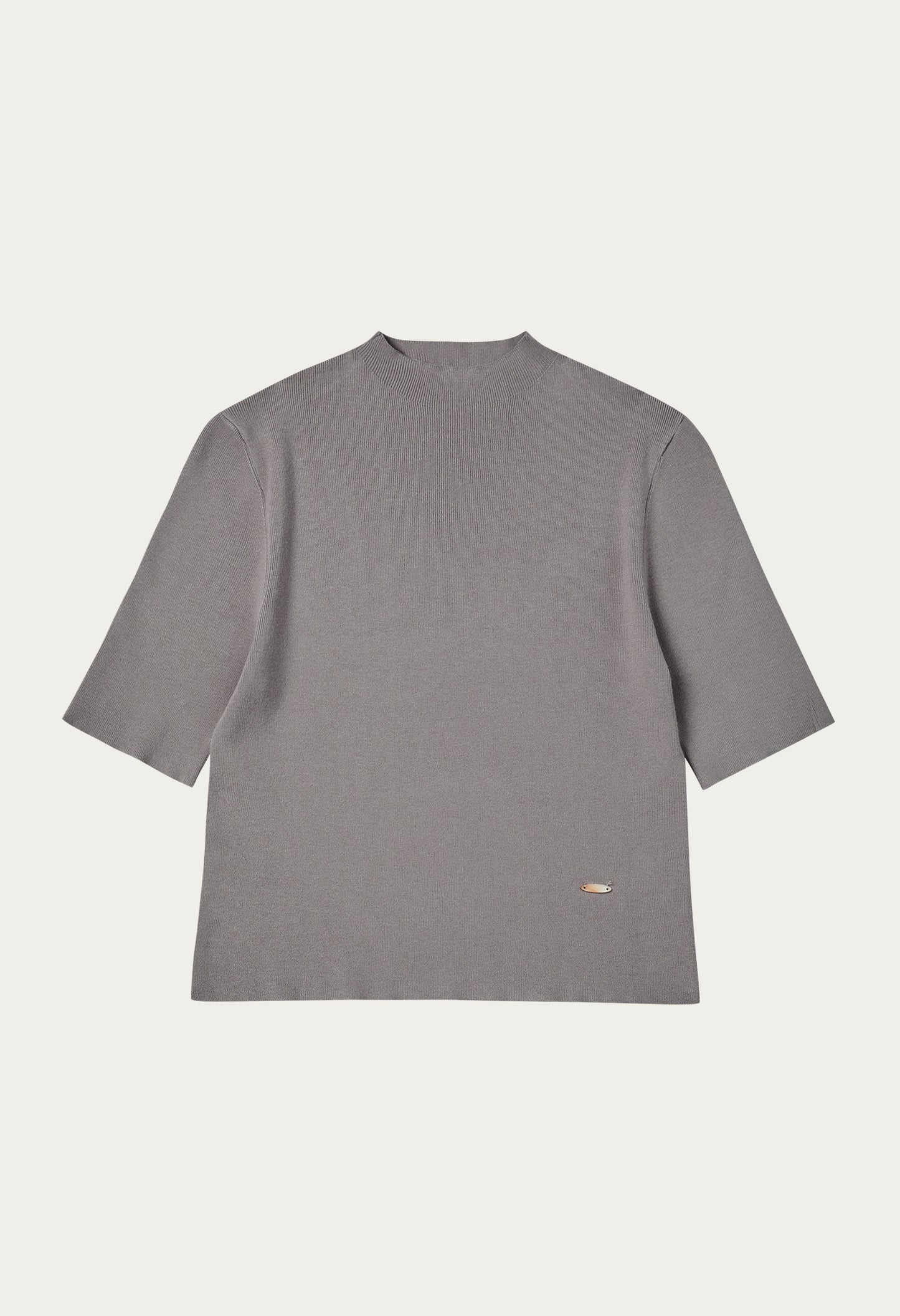 Minimal slim half neck knit